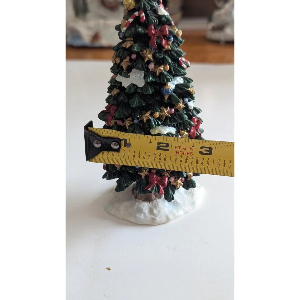 Vintage Style Resin Christmas Tree Figurine 7 Inch Tabletop Holiday Decor Green